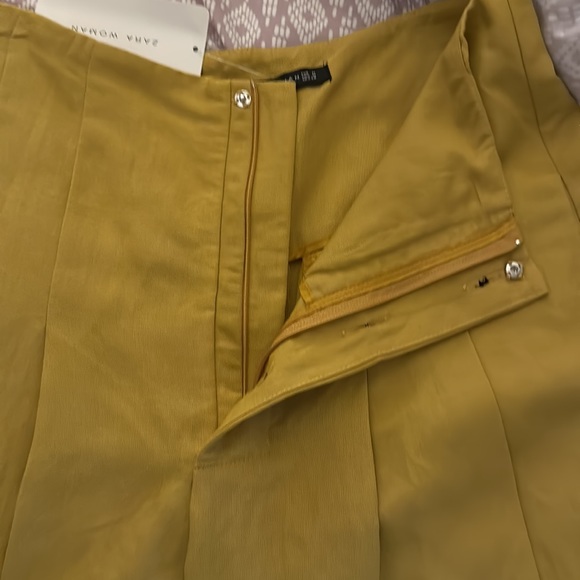 Pants by ZARA - Picture 4 of 5